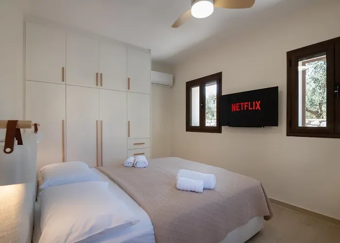 Harmony - One Bedroom Апартаменты *